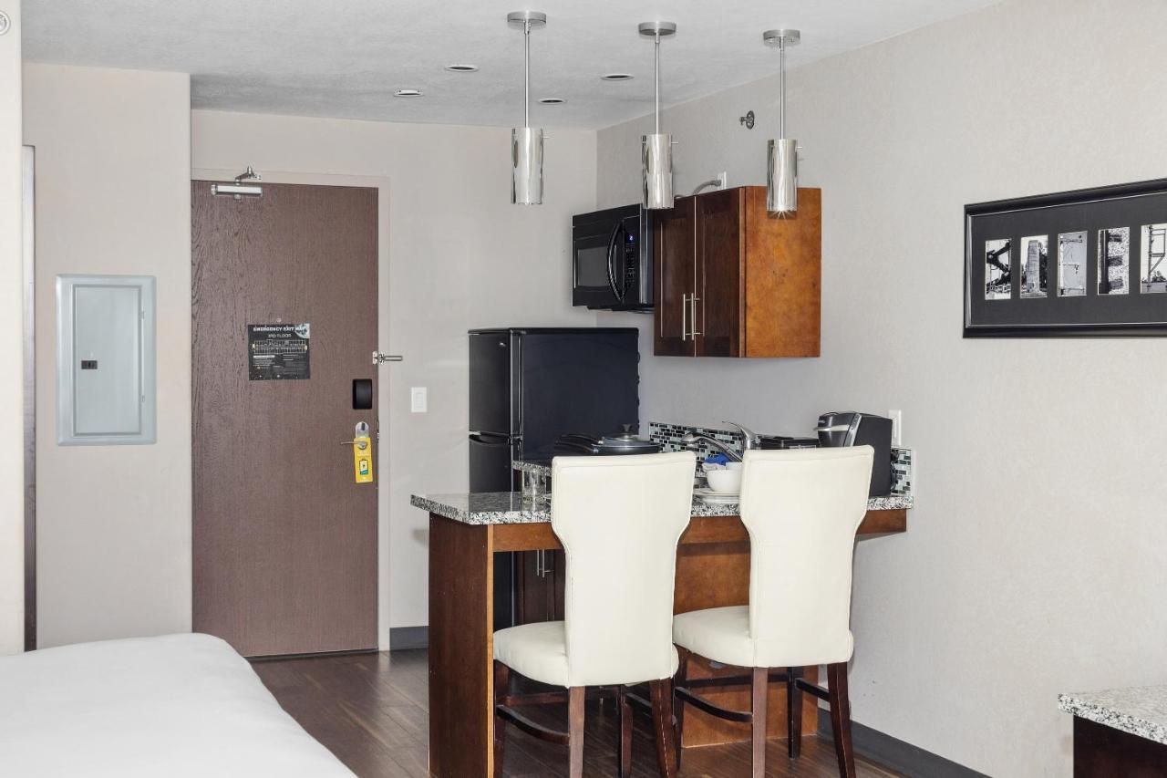 Home Inn & Suites Yorkton Exterior foto